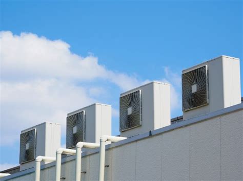 畬室 室外機|室外機の仕組みと設置場所やメンテナンスの注意点